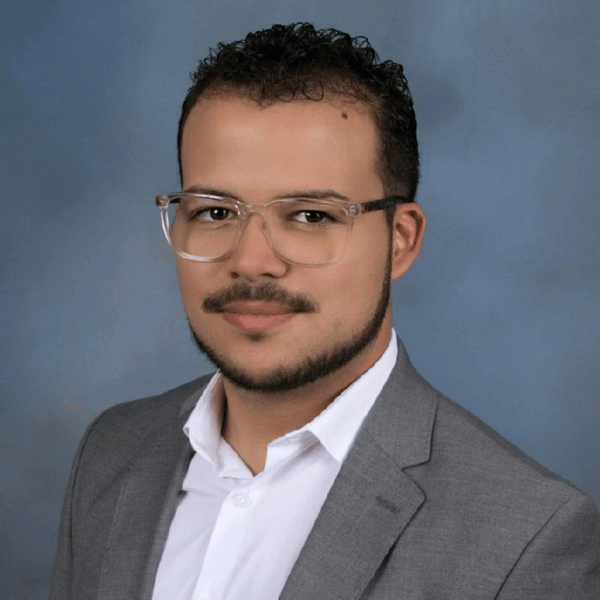 Jariel ramirez headshot.